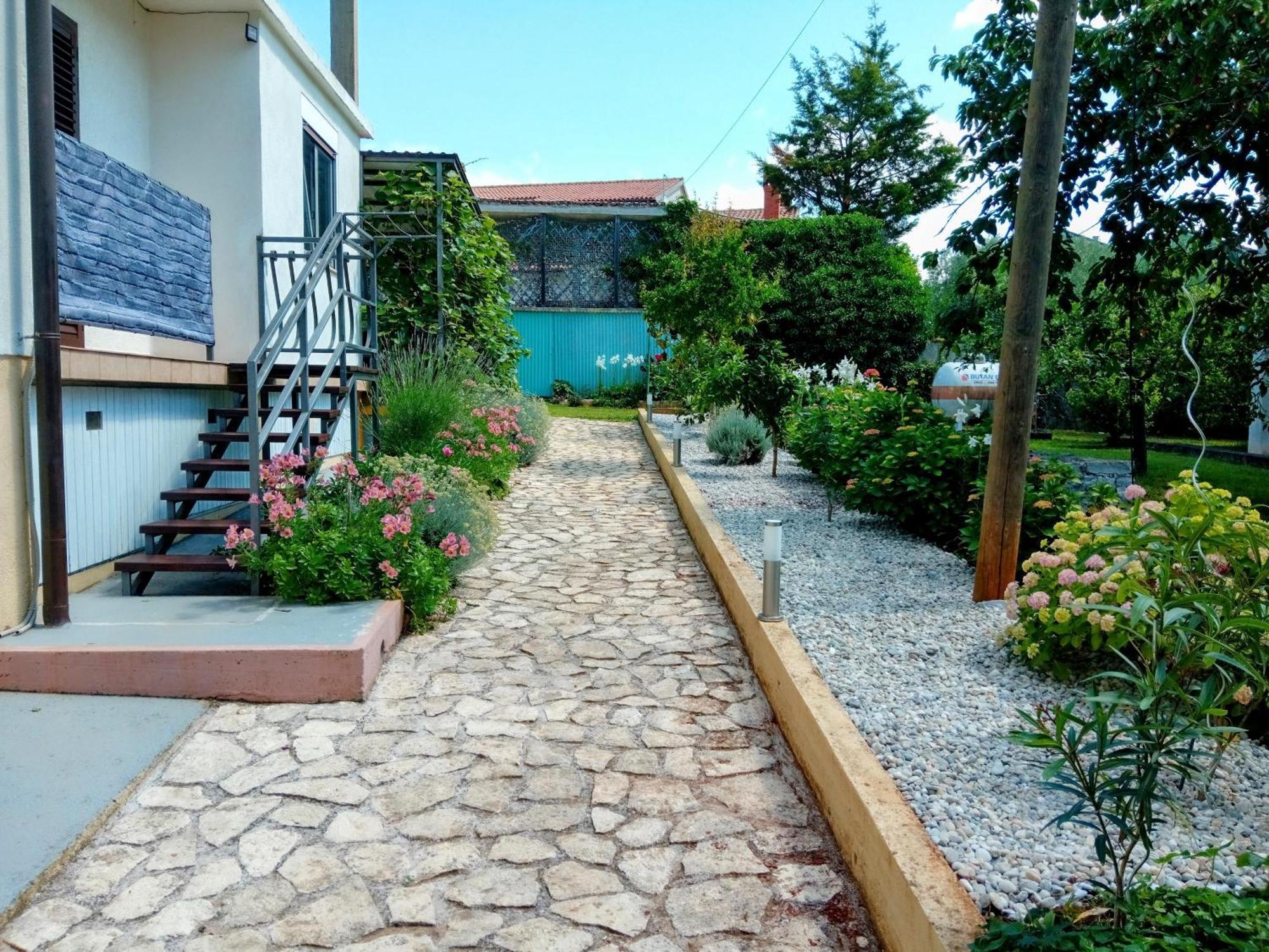 Apartments And Room Markovic Rovinjsko Selo Ngoại thất bức ảnh