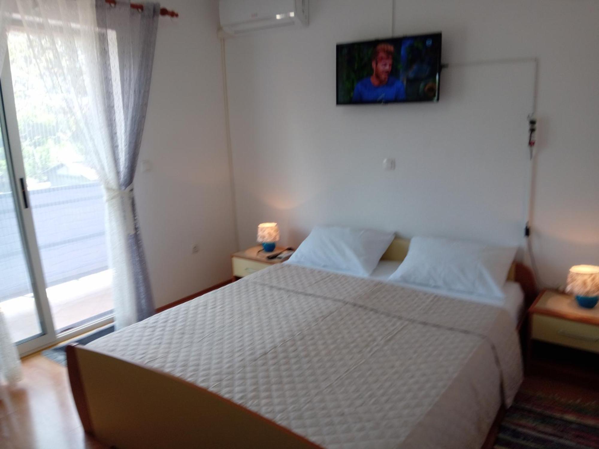 Apartments And Room Markovic Rovinjsko Selo Ngoại thất bức ảnh