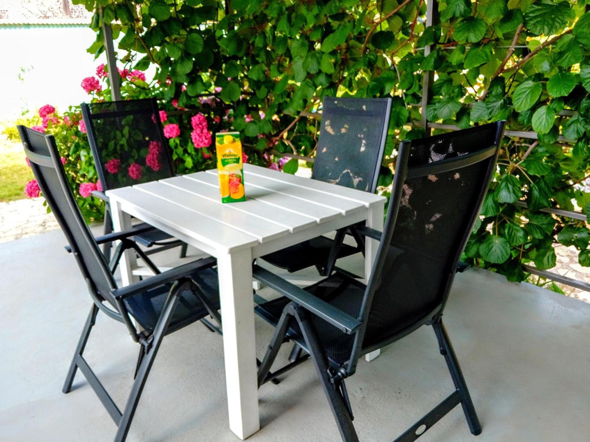 Apartments And Room Markovic Rovinjsko Selo Ngoại thất bức ảnh