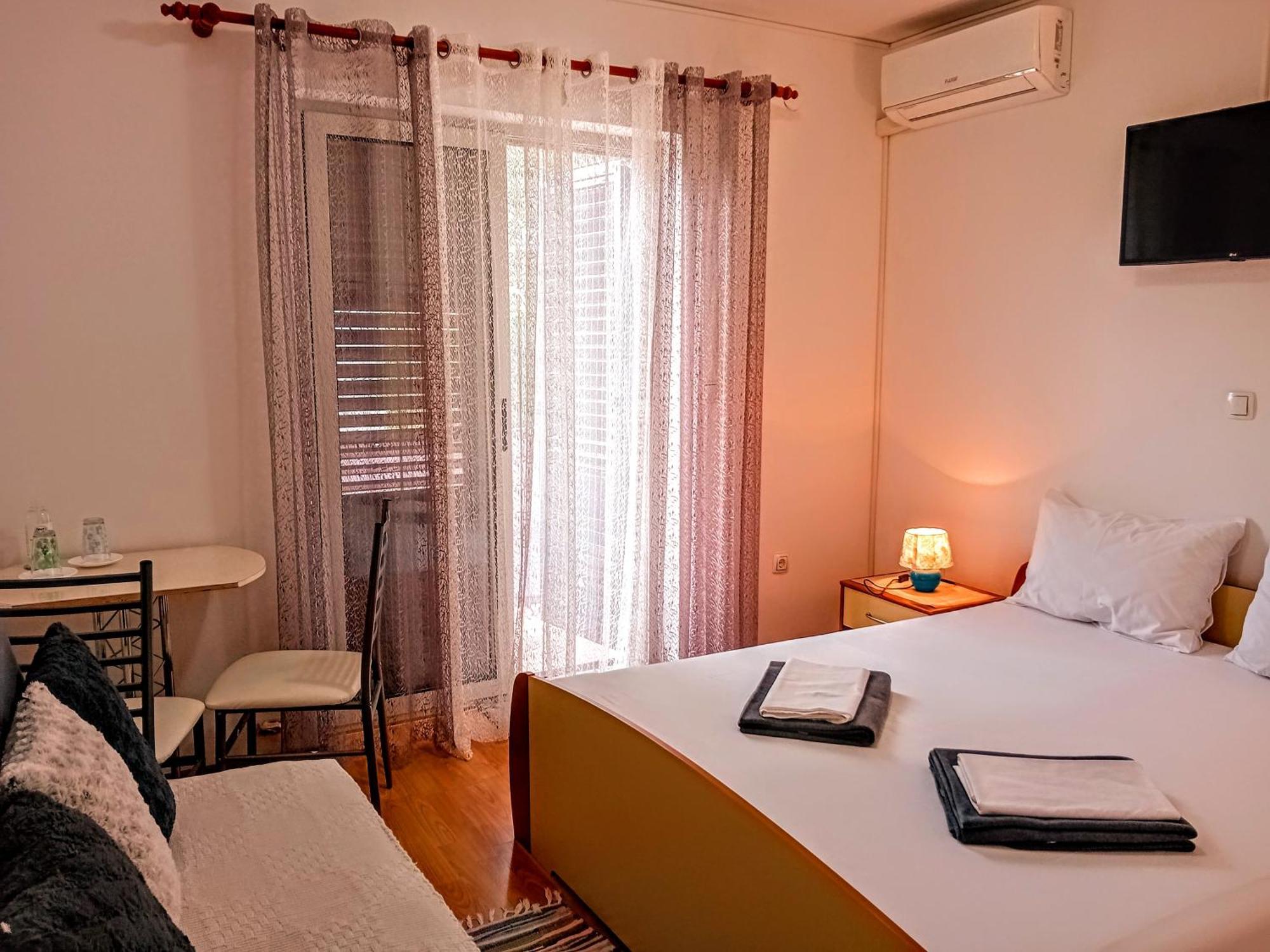 Apartments And Room Markovic Rovinjsko Selo Ngoại thất bức ảnh