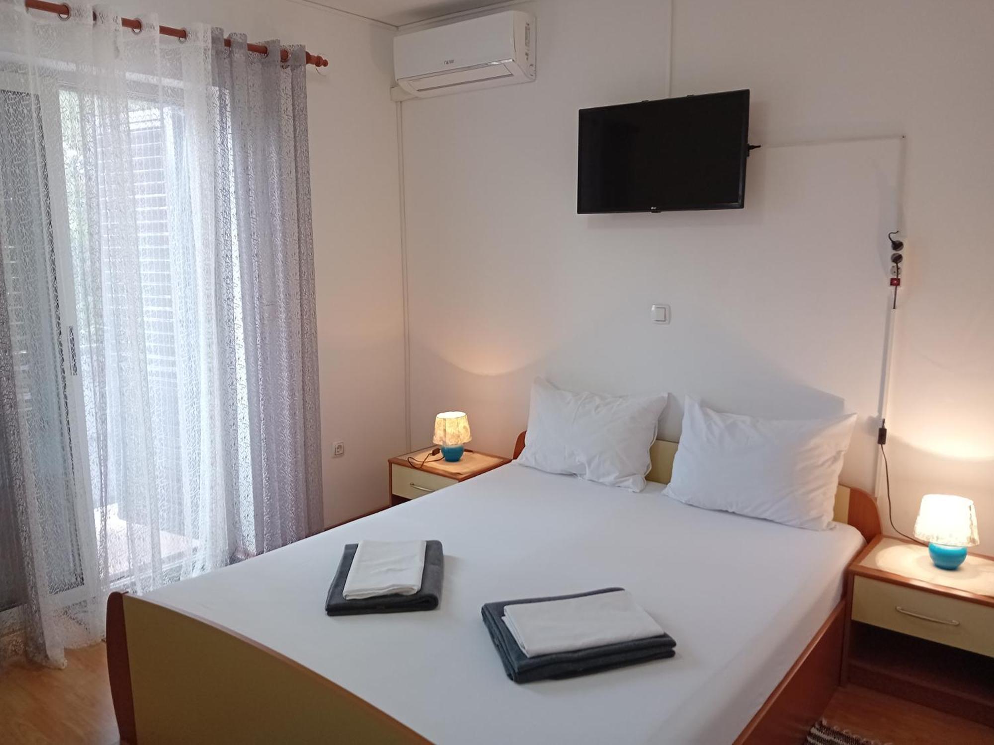 Apartments And Room Markovic Rovinjsko Selo Phòng bức ảnh