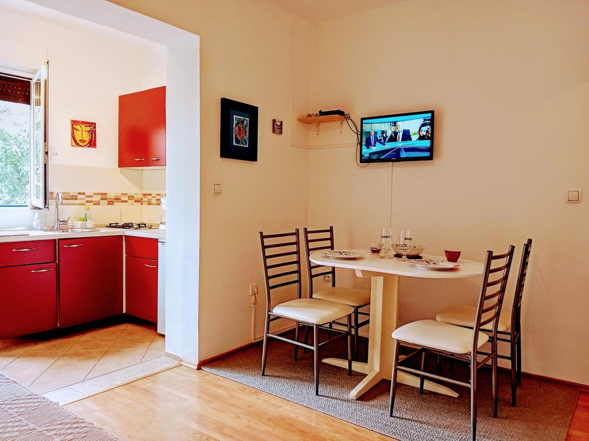 Apartments And Room Markovic Rovinjsko Selo Ngoại thất bức ảnh